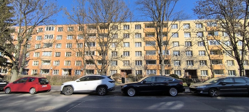 
Dlouhodobý pronájem bytu 3+1 s lodžií, 83 m² – Valdštejnova
ulice, širší centrum Chebu
